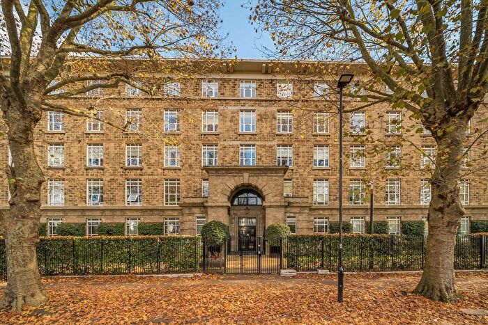 1 Bedroom Flat To Rent In Bromyard Avenue, Acton, W3