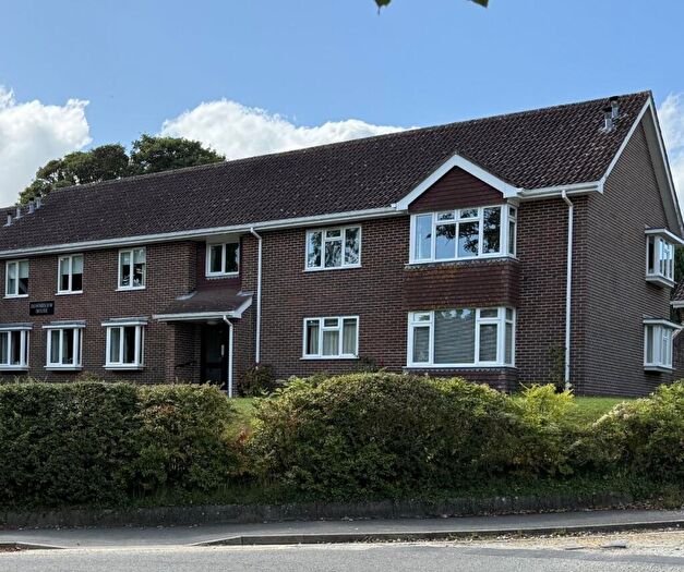 2 Bedroom Flat For Sale In St Mark's Avenue, Salisbury, SP1