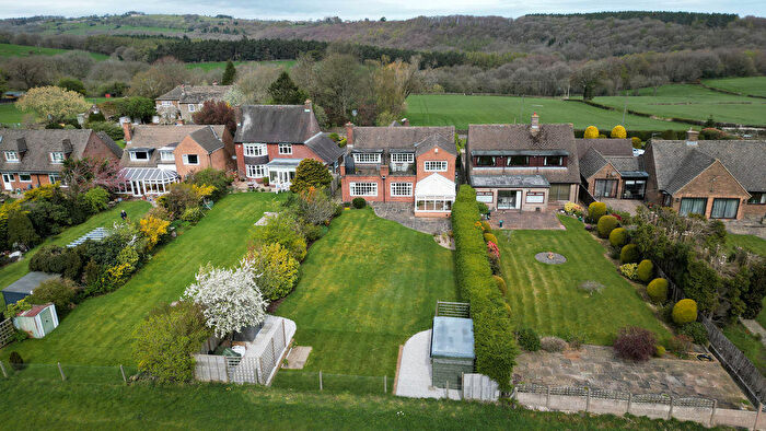 5 Bedroom Detached House For Sale In Hemming Green, Old Brampton, Chesterfield, S42