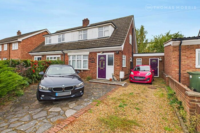 2 Bedroom Semi-Detached House For Sale In Holme Court Avenue, Biggleswade, Bedfordshire, SG18