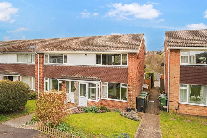 2 Bedroom End Terrace House For Sale In Merton Road, Bearsted, Maidstone, ME15