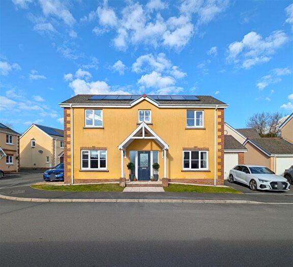 3 Bedroom Detached House For Sale In Tirydderwen, Cross Hands, Llanelli, SA14