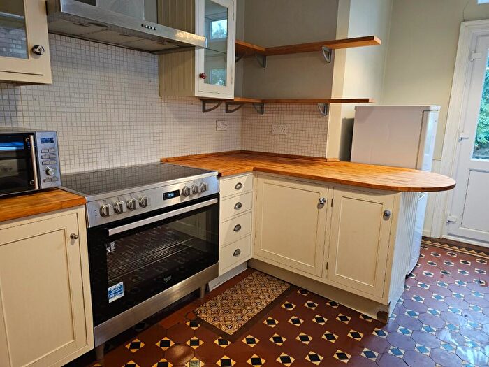 4 Bedroom Semi-Detached House To Rent In Statham Street, Derby, Derbyshire, DE22