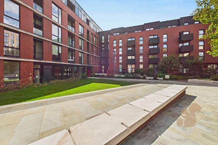 2 Bedroom Flat For Sale In Burgess Springs, Chelmsford, CM1