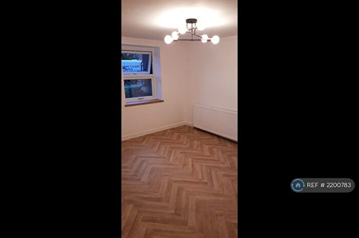 2 Bedroom Flat To Rent In Wellington Road, Prenton, CH43