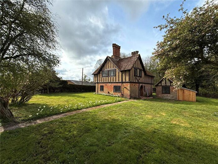 3 Bedroom Detached House To Rent In Redlynch, Salisbury, Wiltshire, SP5