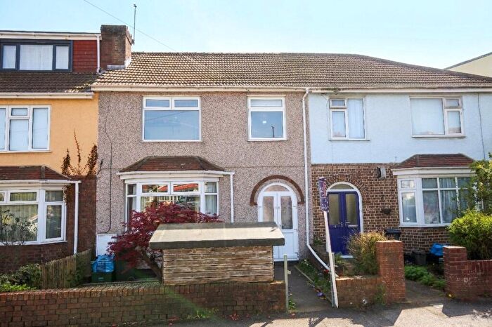 3 Bedroom Terraced House For Sale In Ingmire Road, Bristol, BS5