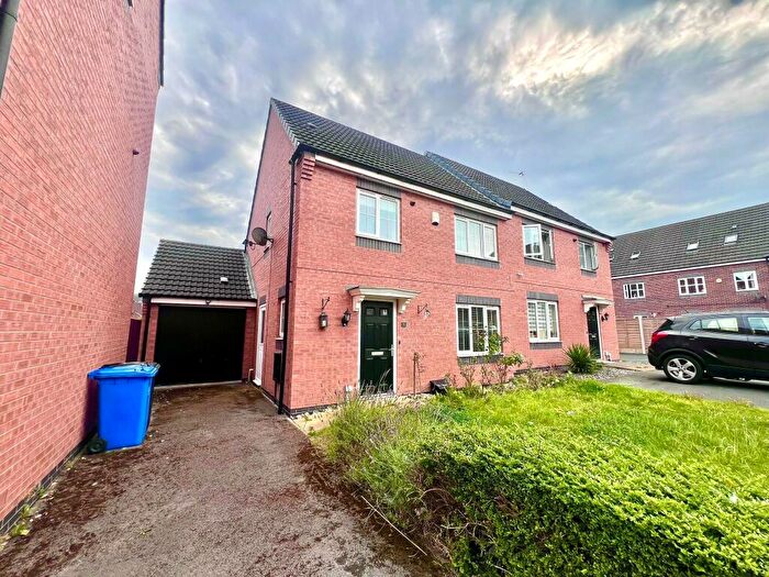3 Bedroom House To Rent In Cartmel Place, Mickleover, Derby, DE3