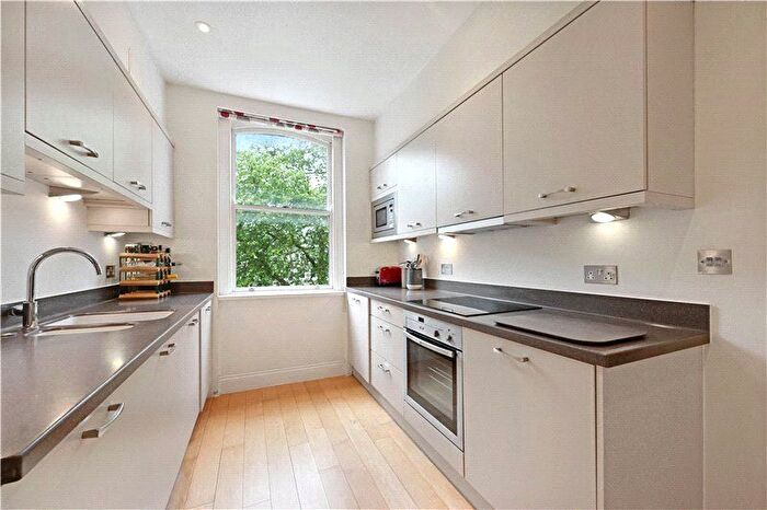 2 Bedroom Flat To Rent In Onslow Gardens, South Kensington, London, SW7