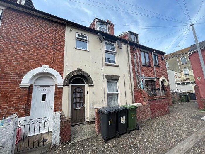 2 Bedroom Terraced House For Sale In Lancaster Square, Great Yarmouth, Norfolk, NR30