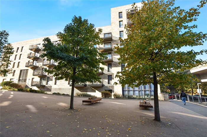 1 Bedroom Flat For Sale In Bramwell Way, London, E16