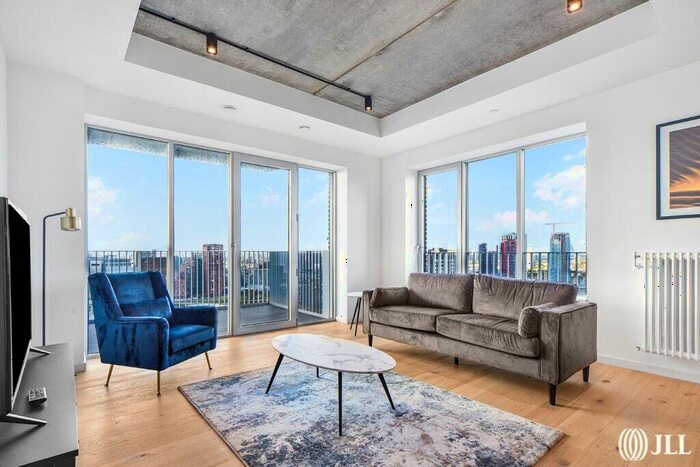 2 Bedroom Flat To Rent In Serapis House London, E14