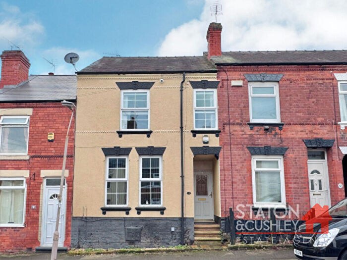 2 Bedroom Terraced House For Sale In Cedar Street, Mansfield, NG18