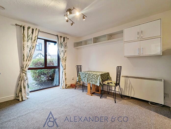 1 Bedroom End Of Terrace House To Rent In Sycamore Gardens, Southwold, Bicester, OX26