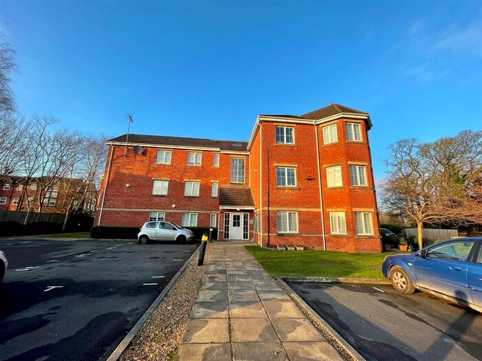 2 Bedroom Flat To Rent In Wilmslow Road, Handforth, Wilmslow, SK9
