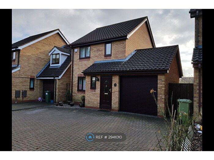 3 Bedroom Detached House To Rent In Twinflower, Milton Keynes, MK7