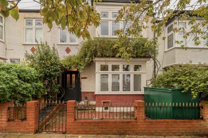 4 Bedroom Property To Rent In Deerhurst Road, London, SW16