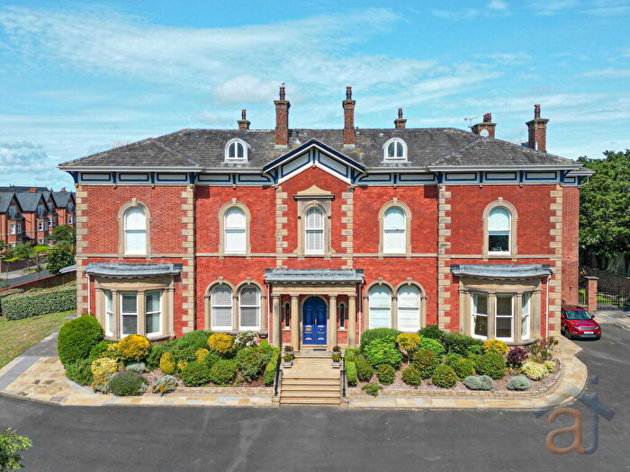 2 Bedroom Apartment For Sale In St Wyburn Westcliffe Road, PR8