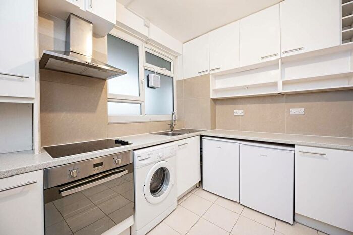 1 Bedroom Flat For Sale In Diss Street, Columbia Road, London, E2