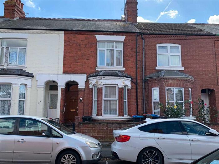 3 Bedroom Terraced House For Sale In Green Lane, Wolverton, Milton Keynes, MK12