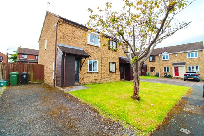 2 Bedroom Semi-Detached House To Rent In Dumaine Avenue, Bristol, BS34