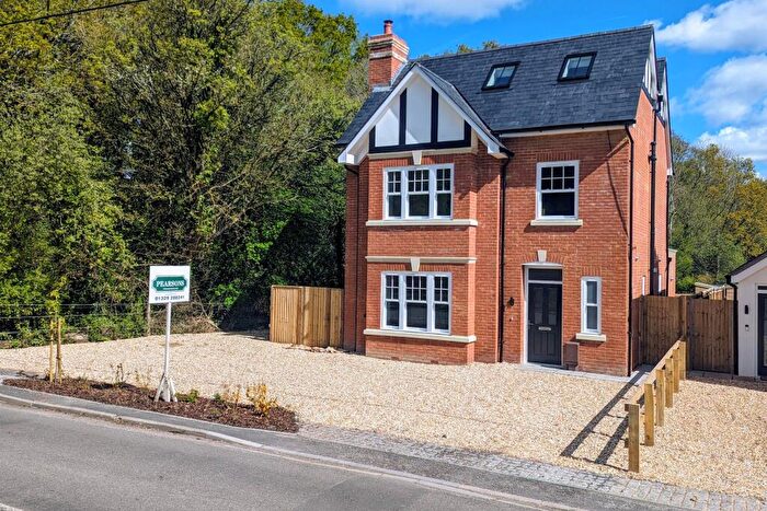 5 Bedroom Detached House To Rent In Funtley Road Fareham Unfurnished, PO15