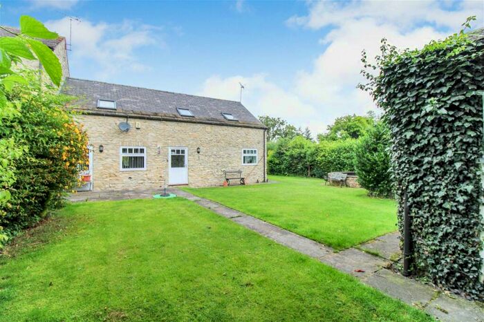 3 Bedroom Barn Conversion For Sale In The Stables, Pollums Farm, Lumby, South Milford, LS25