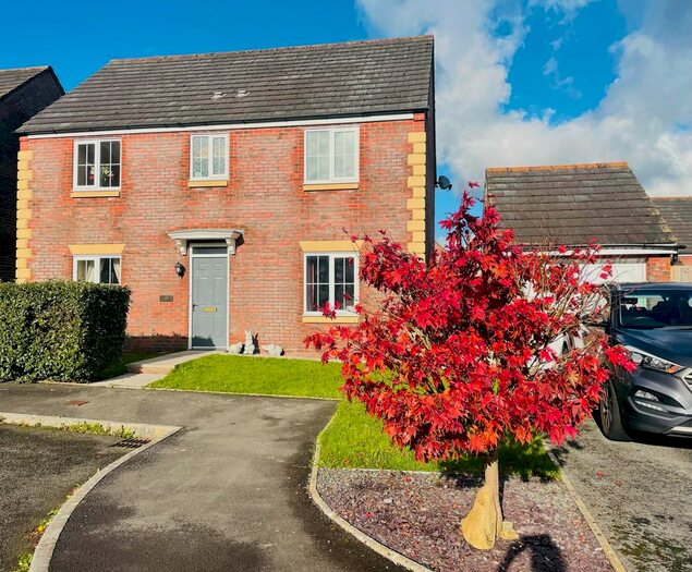 4 Bedroom Detached House To Rent In Trem Y Coleg, Carmarthen, SA31