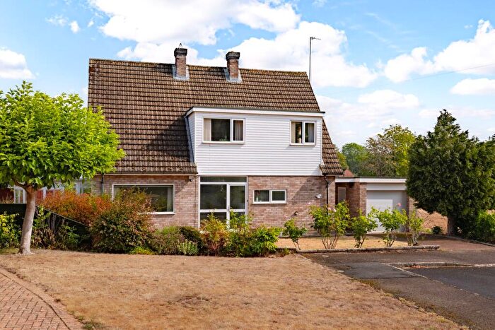 3 Bedroom Detached House For Sale In Lodge Close, Sharnbrook, MK44