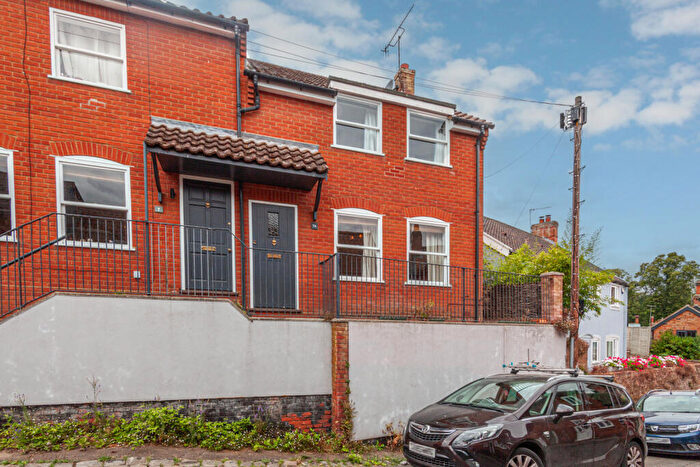 1 Bedroom Semi-Detached House For Sale In Angel Lane, Woodbridge, IP12