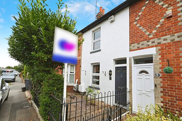 3 Bedroom Terraced House For Sale In Cardigan Road, Reading, RG1
