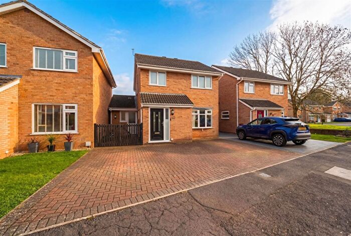 4 Bedroom Detached House For Sale In Cornwallis Avenue, Worle - Annexe, BS22