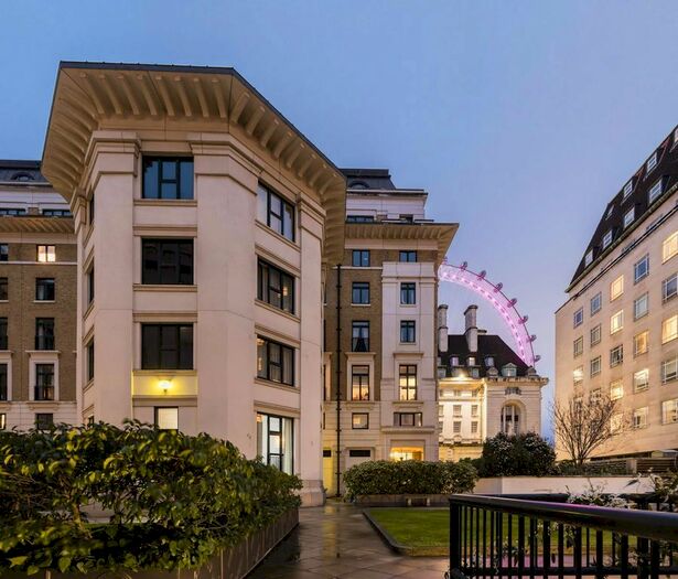 3 Bedroom Flat To Rent In Forum Magnum Square, County Hall, Waterloo, London, London, SE1