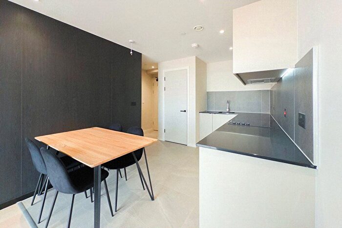 1 Bedroom Flat For Sale In City Gardens, B Spinners Wy, Manchester, M15