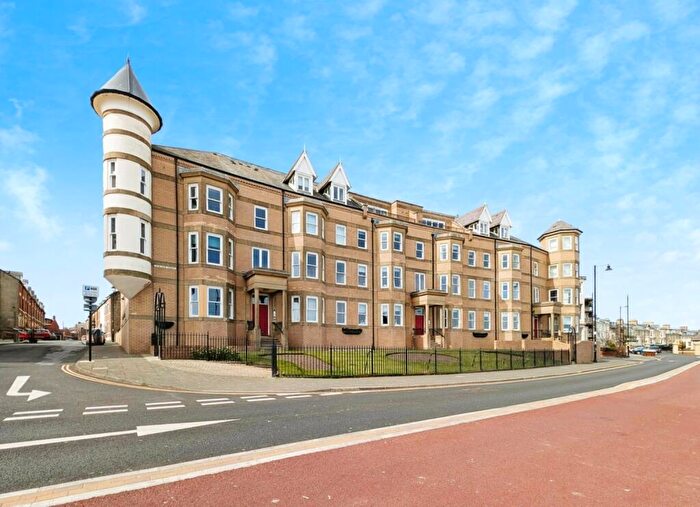 3 Bedroom Apartment To Rent In East Street, Tynemouth, NE30