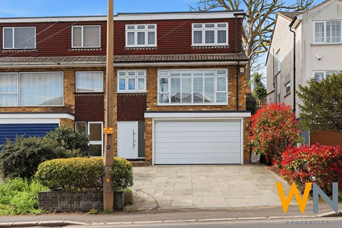 4 Bedroom Semi-Detached House For Sale In Queens Road, Brentwood, CM14