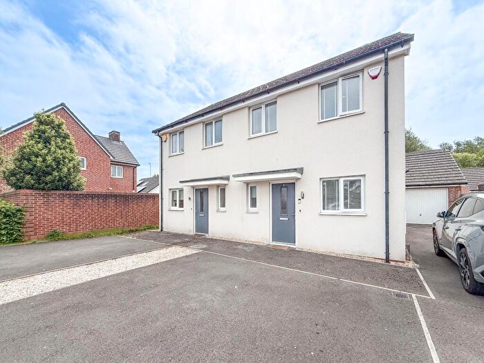 2 Bedroom Semi Detached House For Sale In Spencer Way, Newport, NP19