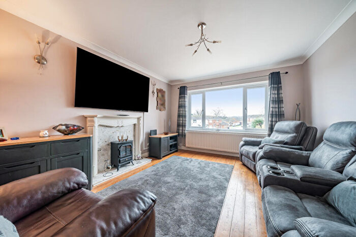 4 Bedroom Detached House For Sale In Torridge Close, Greenmeadow, SN25