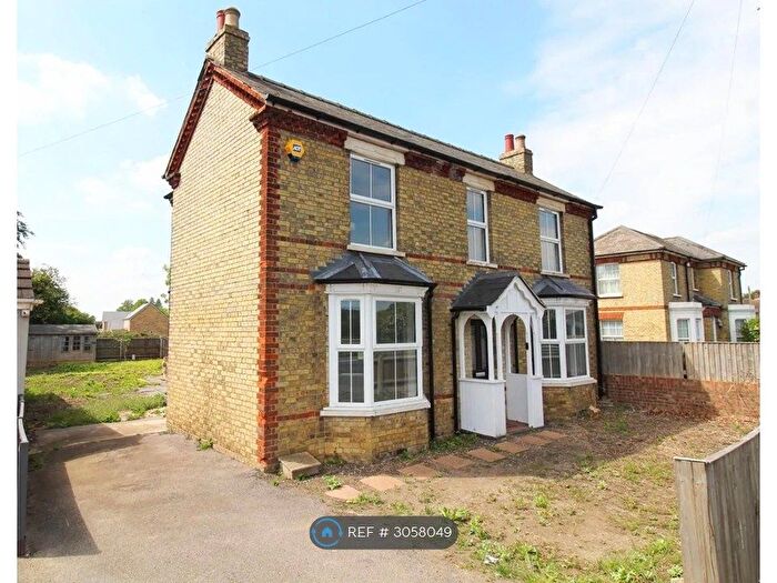 3 Bedroom Detached House To Rent In High Road, Sandy, SG19