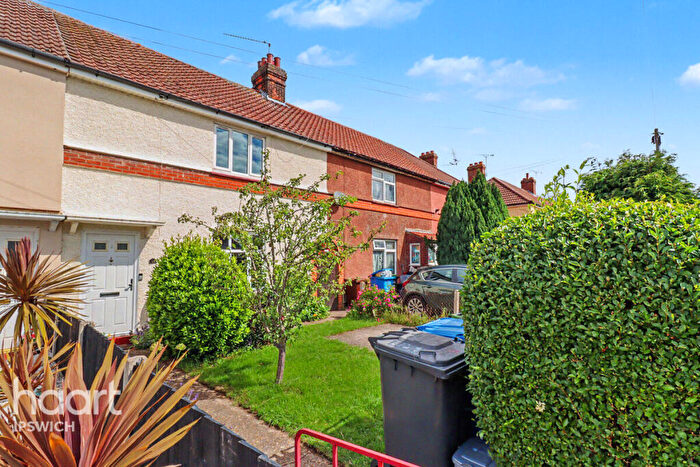 3 Bedroom Terraced House For Sale In Hossack Road, Ipswich, IP3