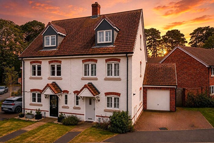 3 Bedroom Semi Detached House For Sale In Charlie Brown Road, Burghfield Common, Reading, Berkshire, RG7