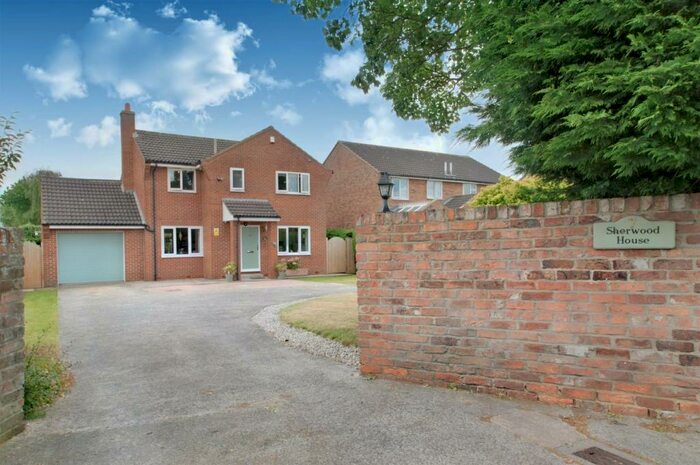 4 Bedroom Detached House For Sale In Leases Road, Leeming Bar, Northallerton, DL7