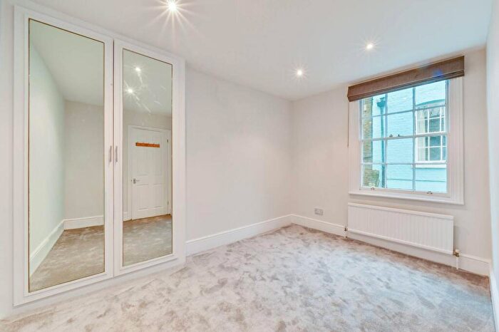 2 Bedroom Mews To Rent In Rossmore Close, , Marylebone, London, NW1