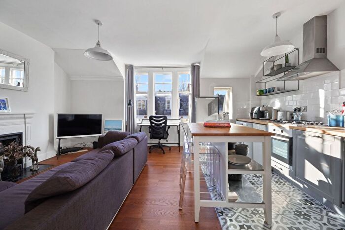 1 Bedroom Flat To Rent In Milton Road, Highgate, N6