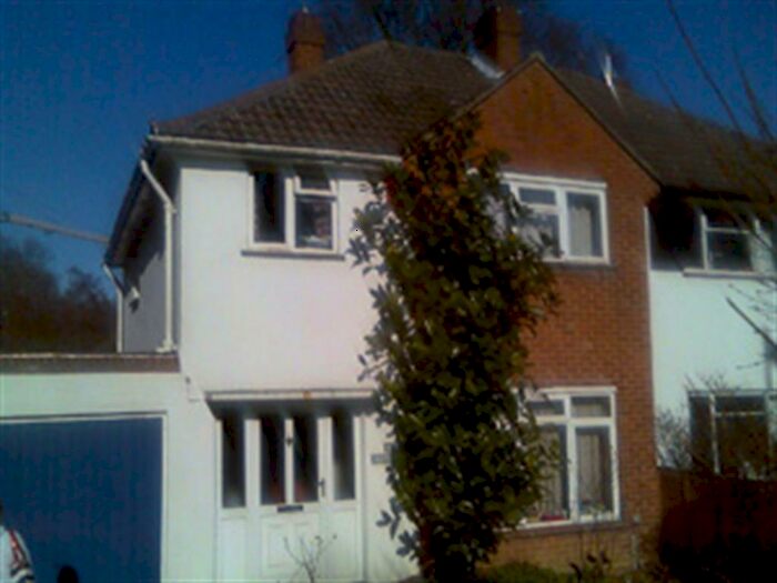 6 Bedroom House To Rent In Glen Eyre Road, Bassett, Southampton, SO16