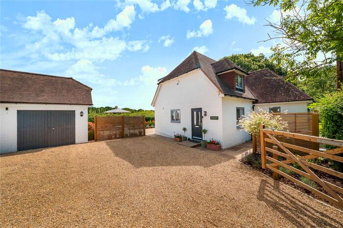 4 Bedroom Detached House For Sale In Rickmans Lane, Plaistow, Billingshurst, RH14