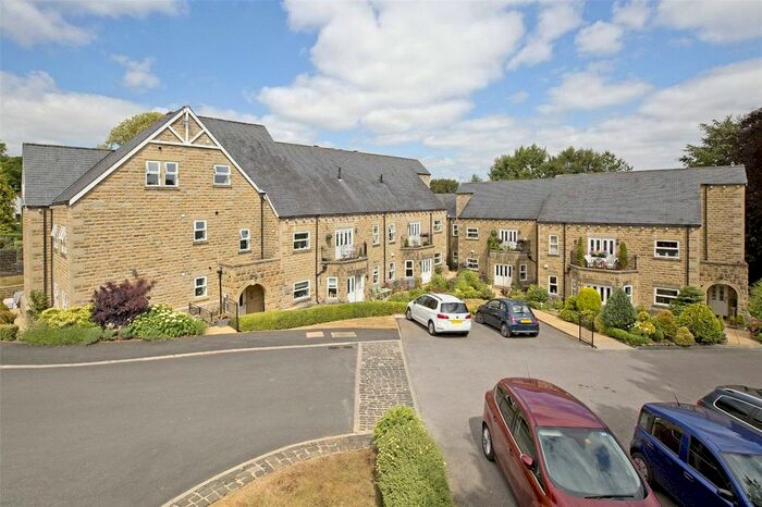 2 Bedroom Flat To Rent In Regency Court, Ilkley, West Yorkshire, LS29