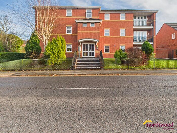 2 Bedroom Flat To Rent In Chasewater Drive, Norton Heights, Stoke-on-Trent, ST6