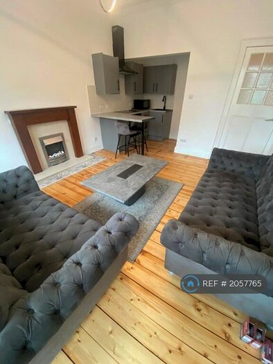 2 Bedroom Flat To Rent In Golfhill Drive, Glasgow, G31