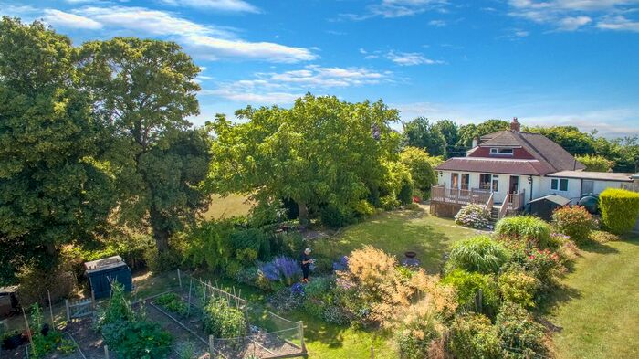 3 Bedroom Chalet For Sale In Udimore, Nr. Rye, TN31